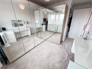 Photo 7- click for photo gallery